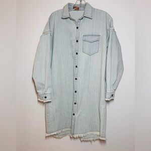 POL Women’s Light Denim Button Up Shirt Dress Frayed Hem Lt. Blue Size Medium
